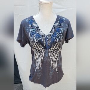 Gray short sleeve top with blue design on front and back. Size L